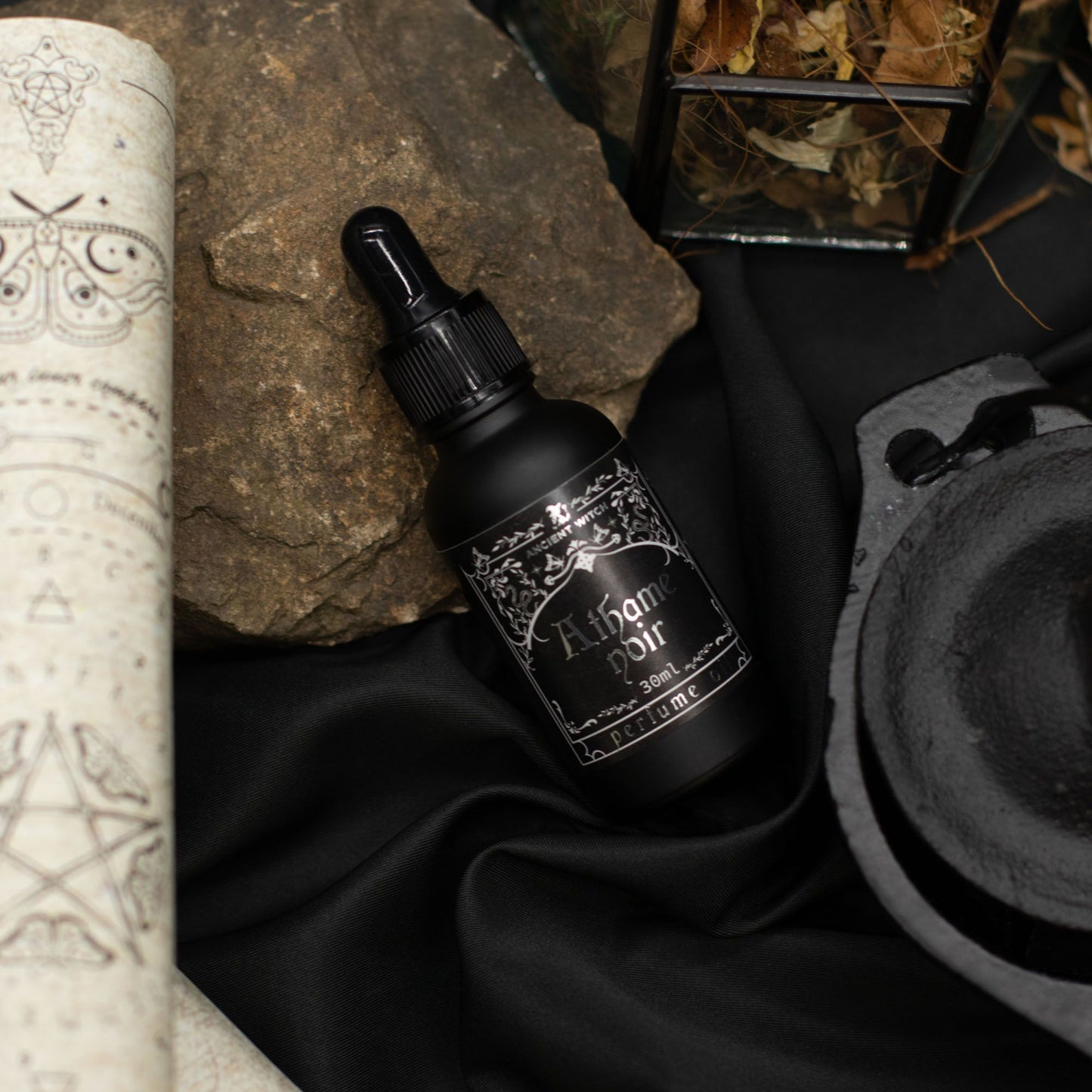 Ancient Witch Perfume Oil - Atheme Noir